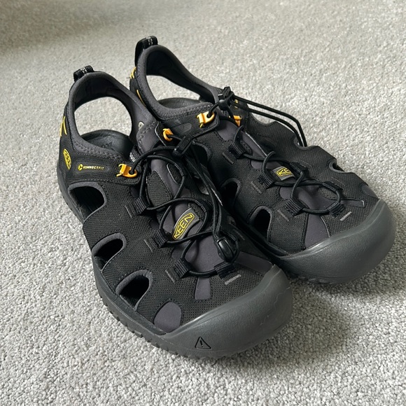 Keen Other - Keen Men’s Sandals - Size 9.5